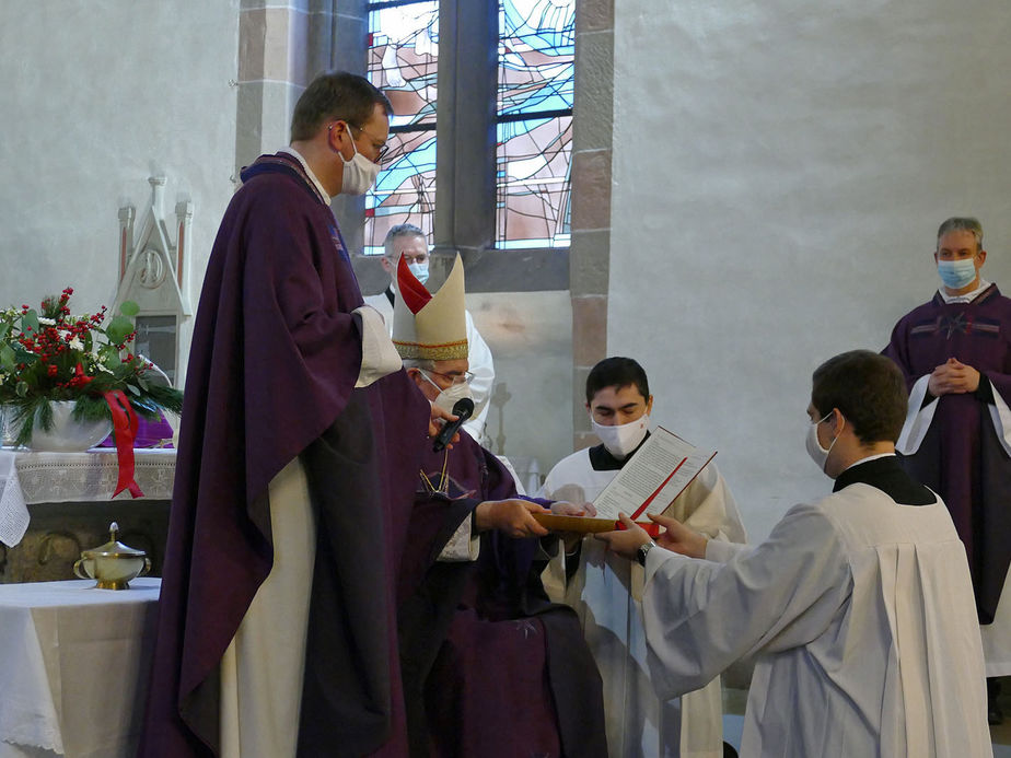 Beauftragung zu Lektorat und Akolythat in St. Marien, Volkmarsen (Foto: Karl-Franz Thiede)